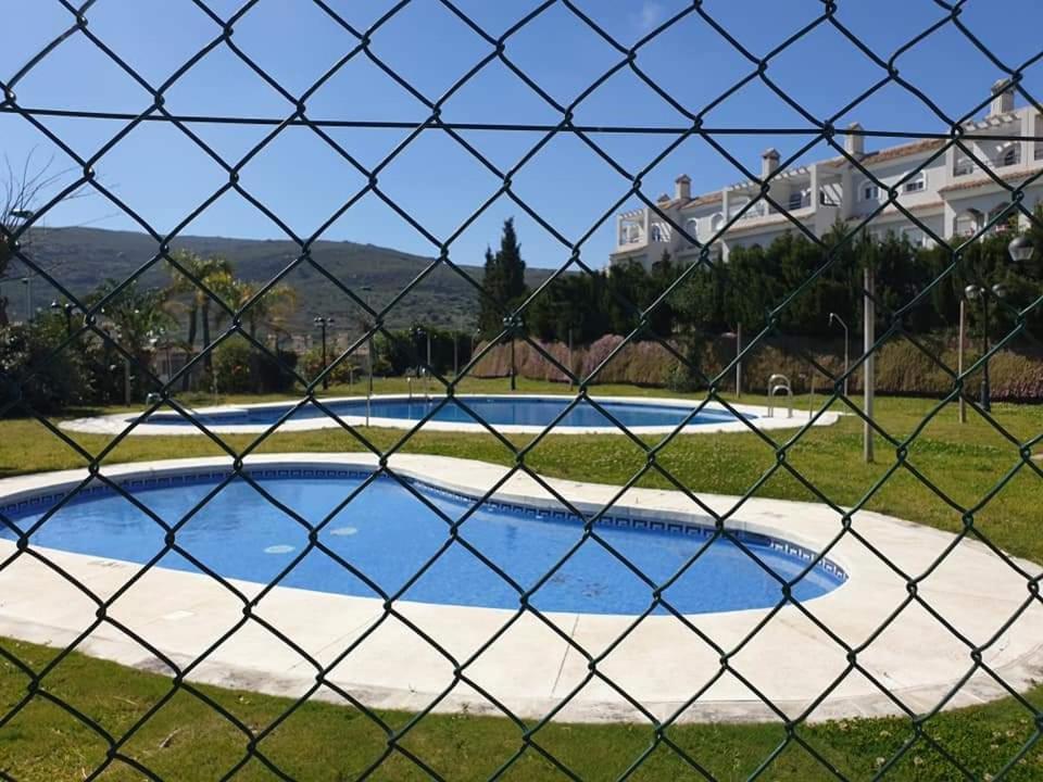Apartamento Con Jardin La Linea de la Concepcion Bagian luar foto